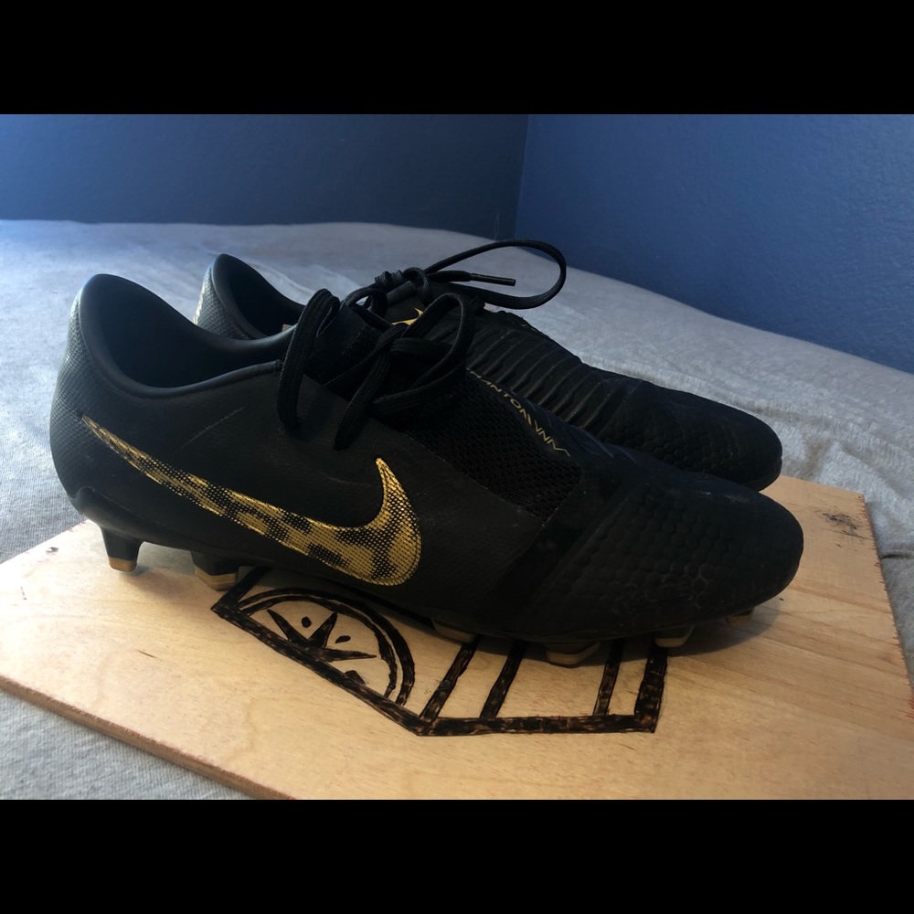 Nike Soccer cleats Nike skin phantom
